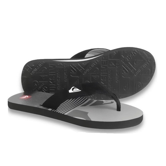 NWT. QUIKSILVER Men’s Flip Flops - Picture 1 of 6